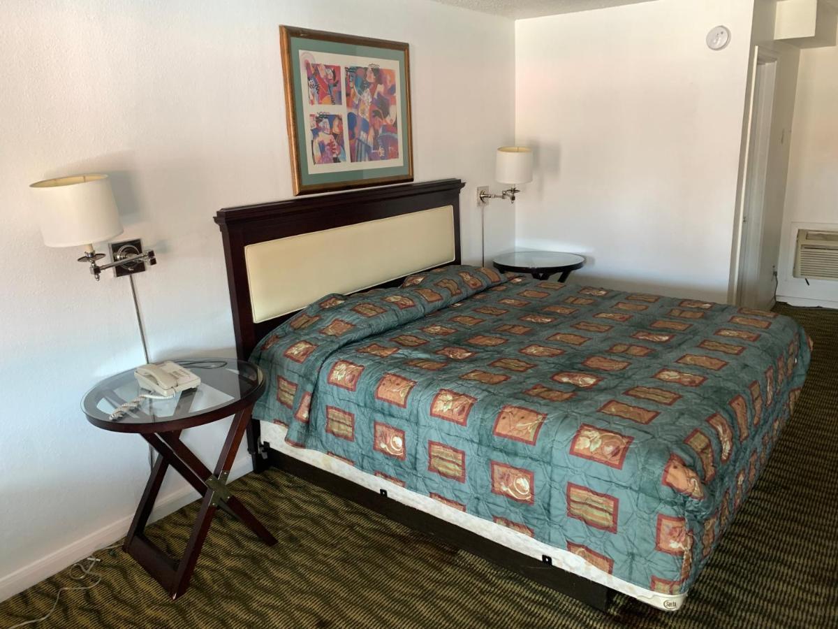 Deluxe Inn Austin Eksteriør bilde